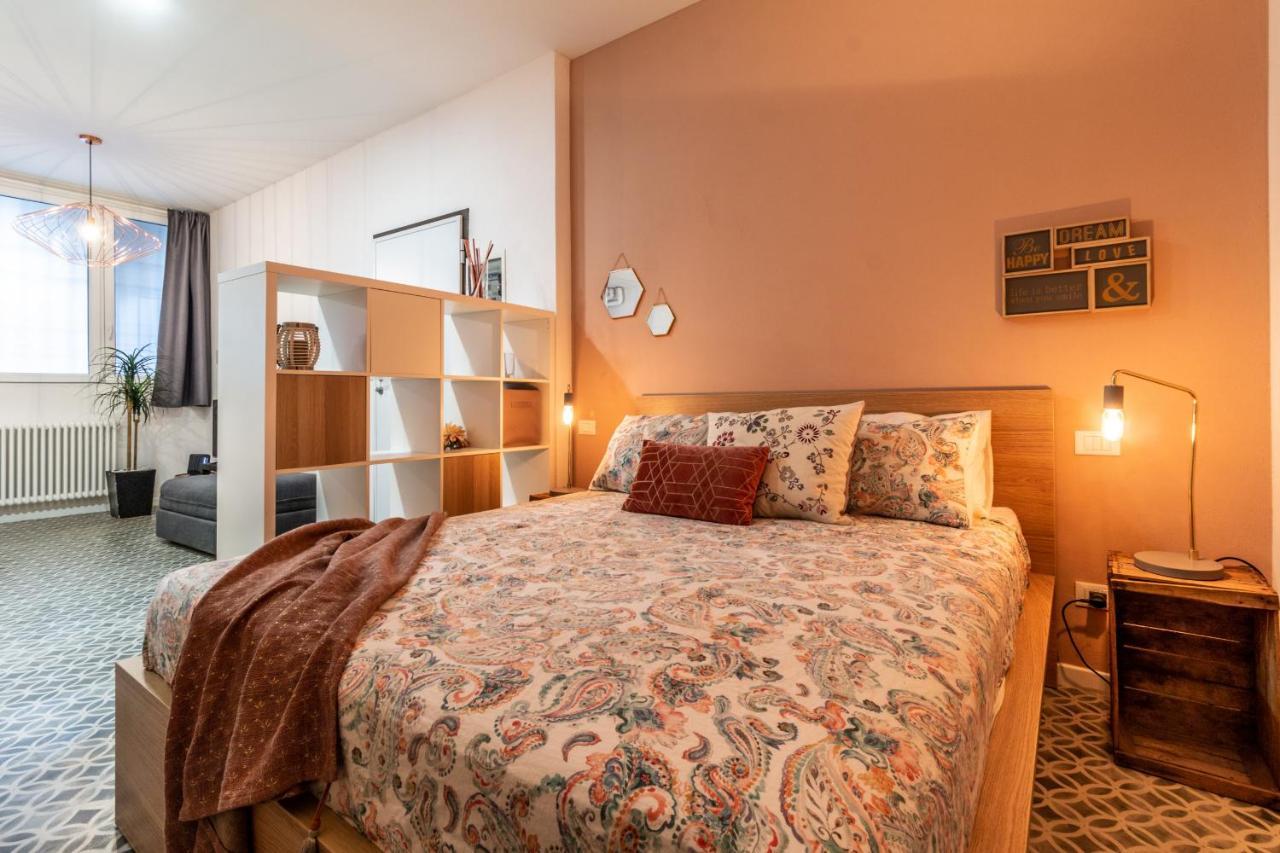 Dimora Di Charme San Carlo 12 By Wonderful Italy Apartment Bologna Luaran gambar