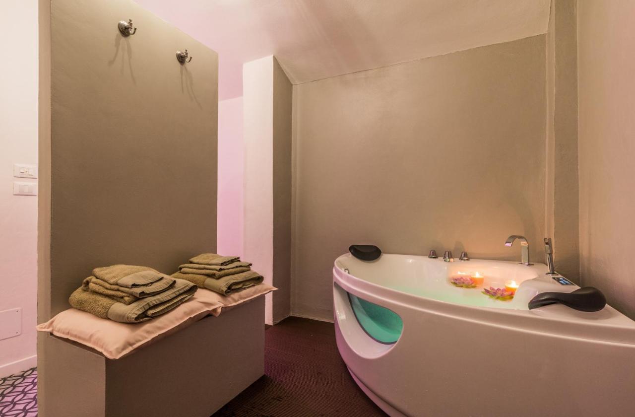 Dimora Di Charme San Carlo 12 By Wonderful Italy Apartment Bologna Luaran gambar